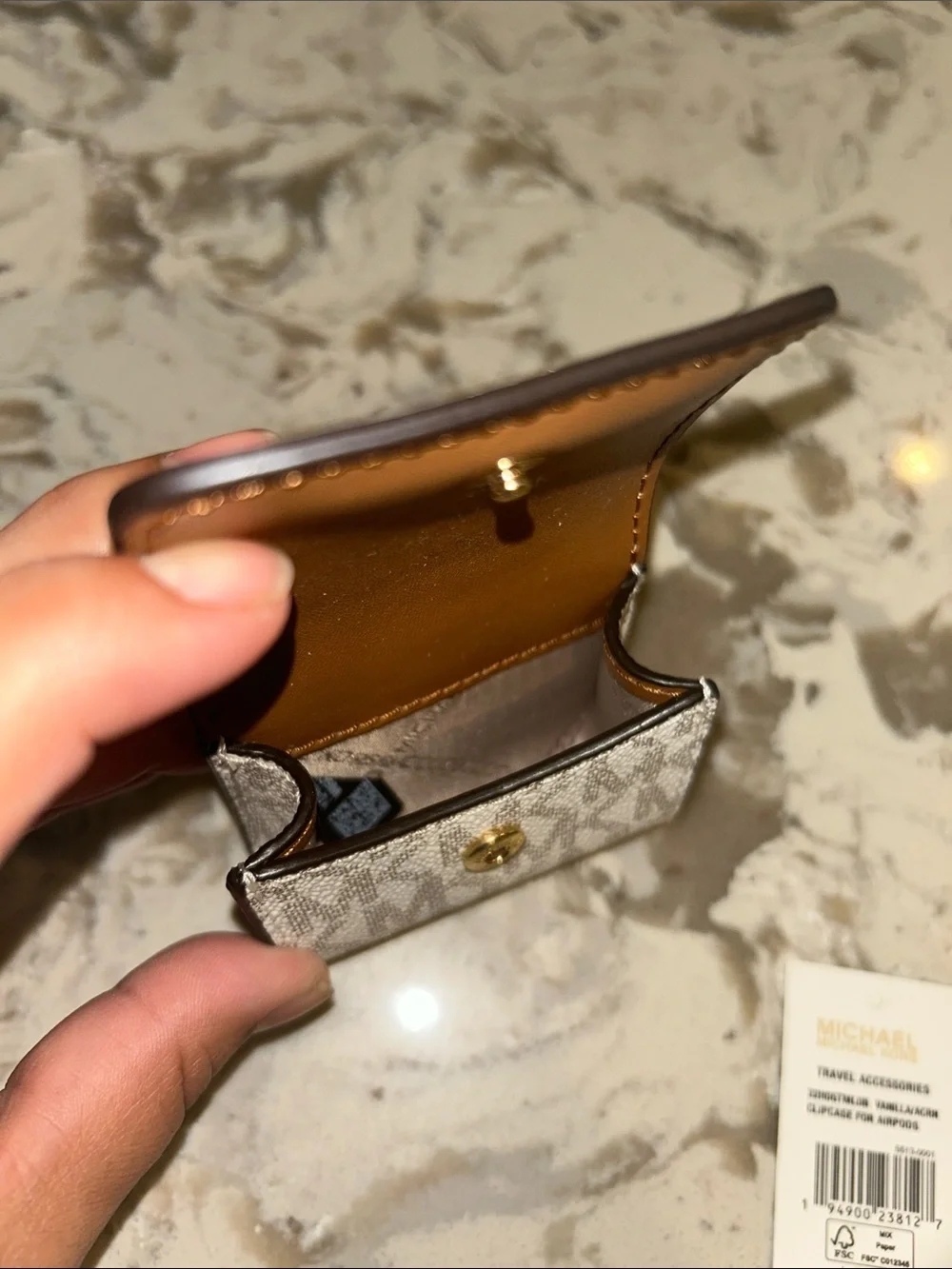 MICHAEL KORS 